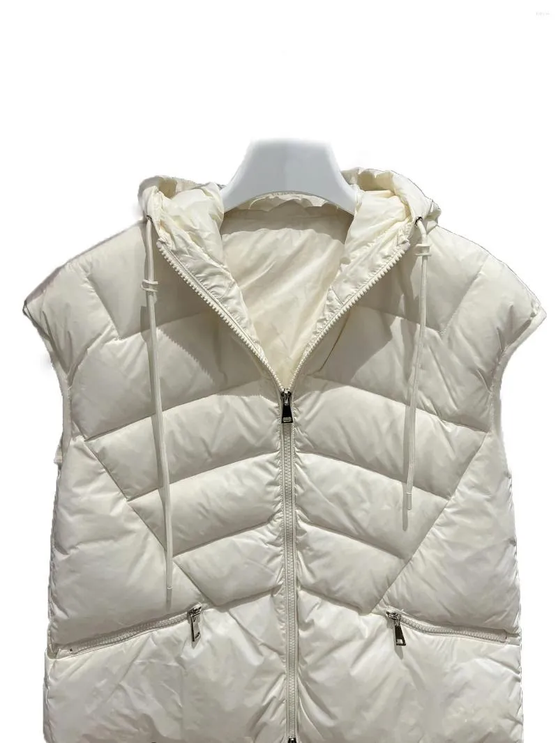 Women's Vests Down Jacket Vest Classic Models Hooded Drop Shoulder Sleeve Design Versatile And Comfortable 2023 Winter 1016