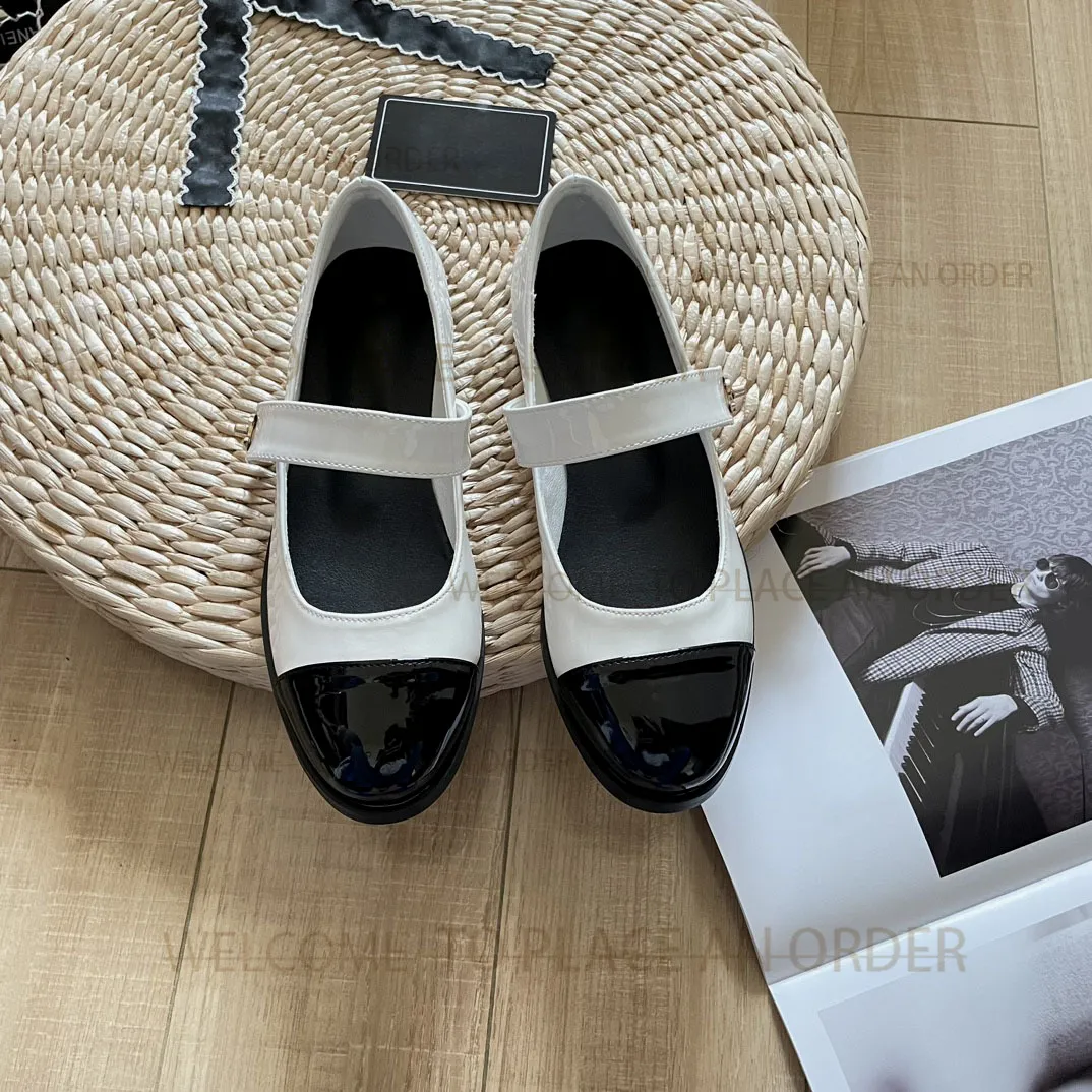 Designer shoes for women, new sandals, classic black and white small leather shoes, comfortable and versatile flat shoes, luxury brand casual shoes