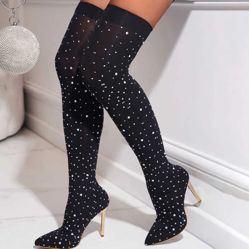 Divertenti scarpe da donna mostrano gambe sottili, stivali al ginocchio elastici con tacco alto da discoteca a punta con strass 231103