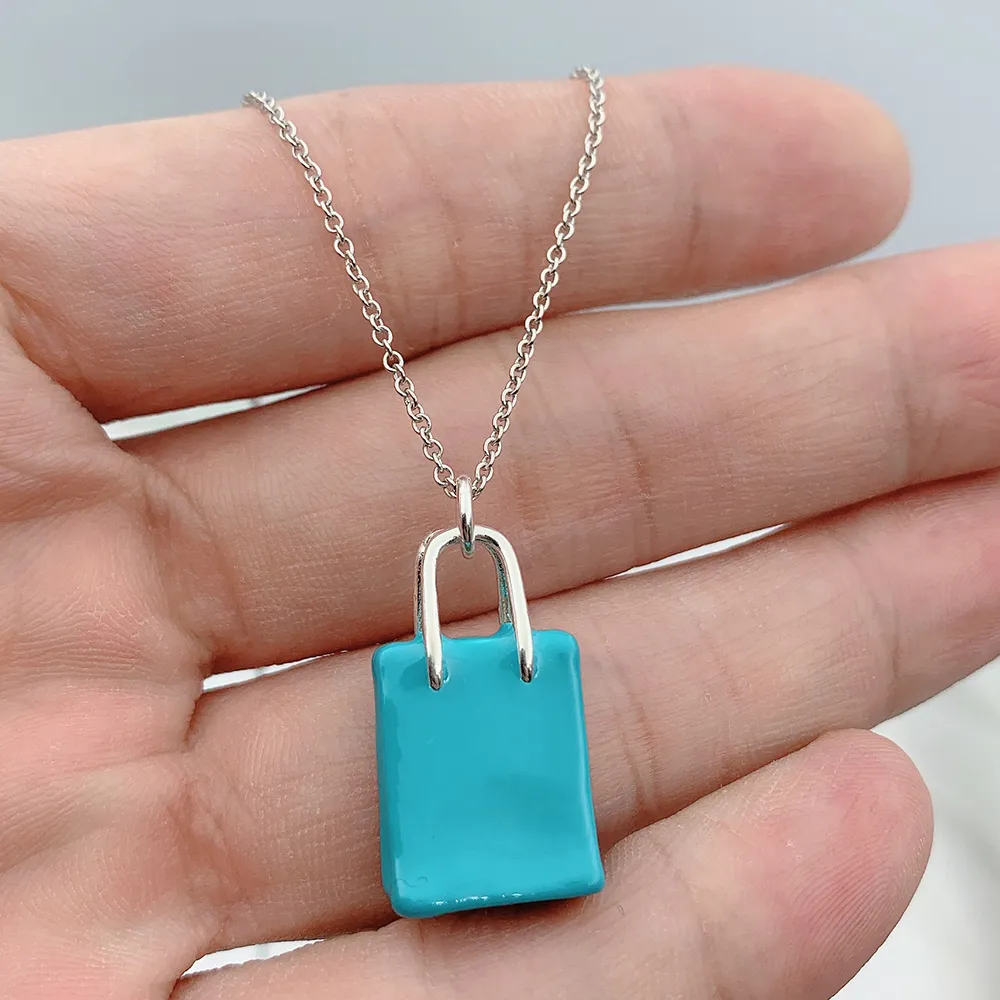 Collarbone necklace hotsell tiffany