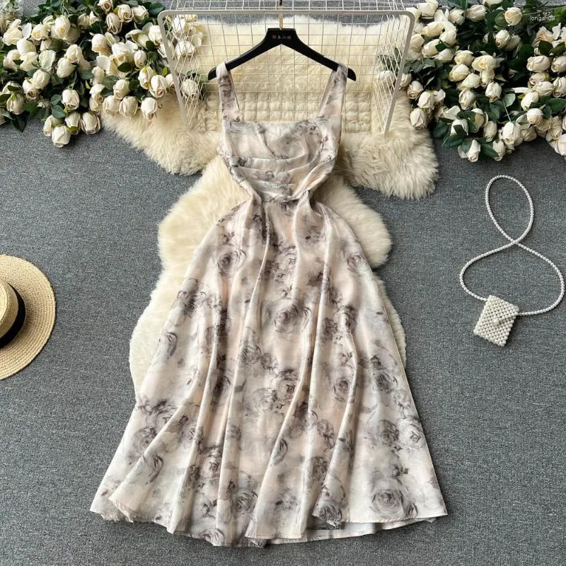 Sukienki swobodne francuskie sukienki A-line Kobiet mody vintage druk szczupły fit 2023 Ubrania bez rękawów Vestidos K845