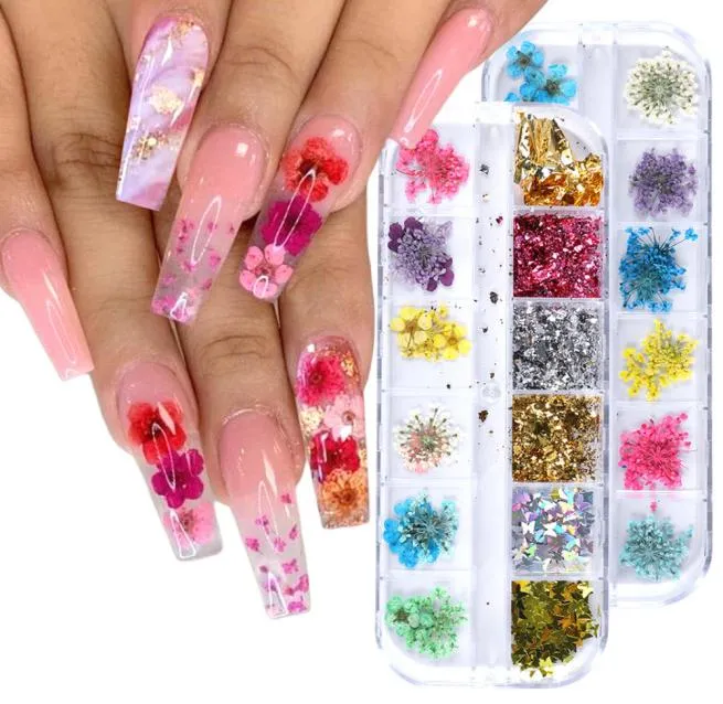 Naturaleza muerta nails  Floral nails, Glitter nails acrylic, Flower nails