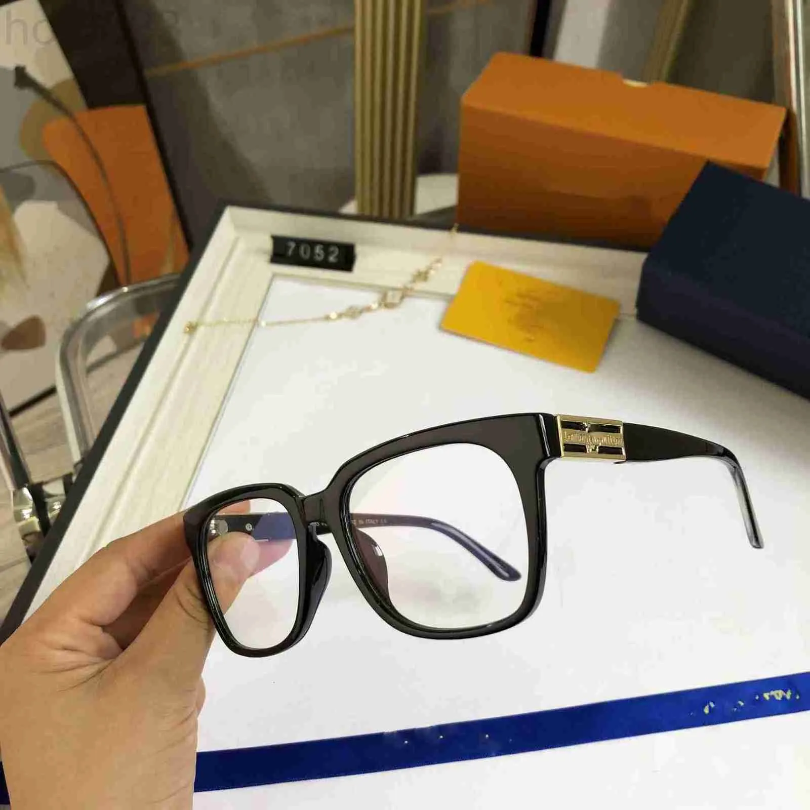 Okulary przeciwsłoneczne Ramy projektant 2023 Modne okulary męskie damskie okulary krótkowzroczne metalowy optyczny styl soczewki transmisji na żywo Flat 8qax