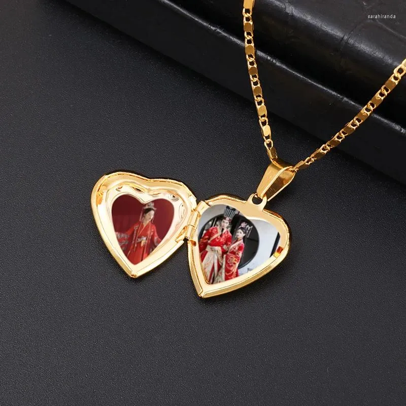 Pendant Necklaces Romantic Promise Copper Heart Necklace Islamic Qur'an Unique Locket Couple Double-Sided Po Frame Amulet