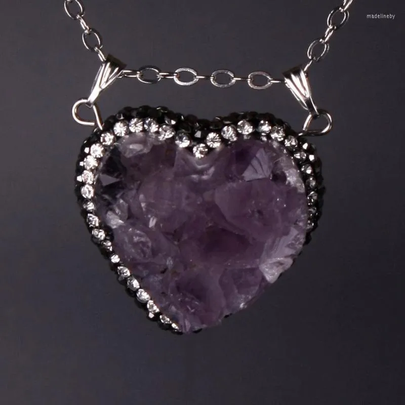 Catene 30 30mm Cuore Ametiste naturali Collana di pietre di quarzo cristallino naturale Risultati di fascino di gioielli femminili Collane con ciondolo sano Catene