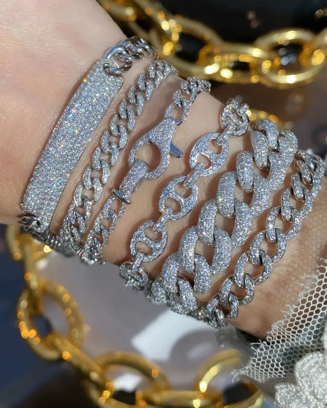Bracelets porte-bonheur design fin cz chaîne à maillons cubains pavée zircone cubique fermoir à homard glacé bracelet bling pour femmes 231102