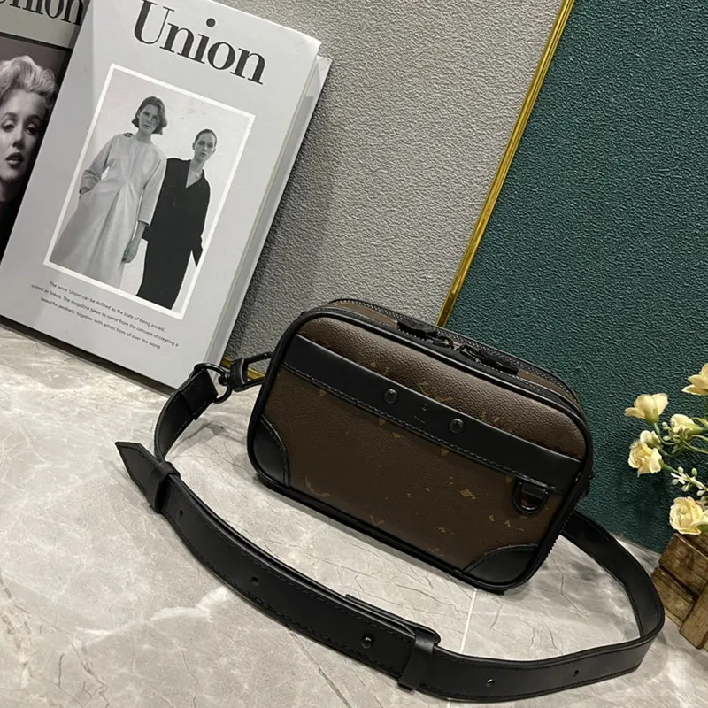 【mù_ 】 POSTMAN BAG / BLACK e9dc7bd9-4f3b-4ec0-a139-