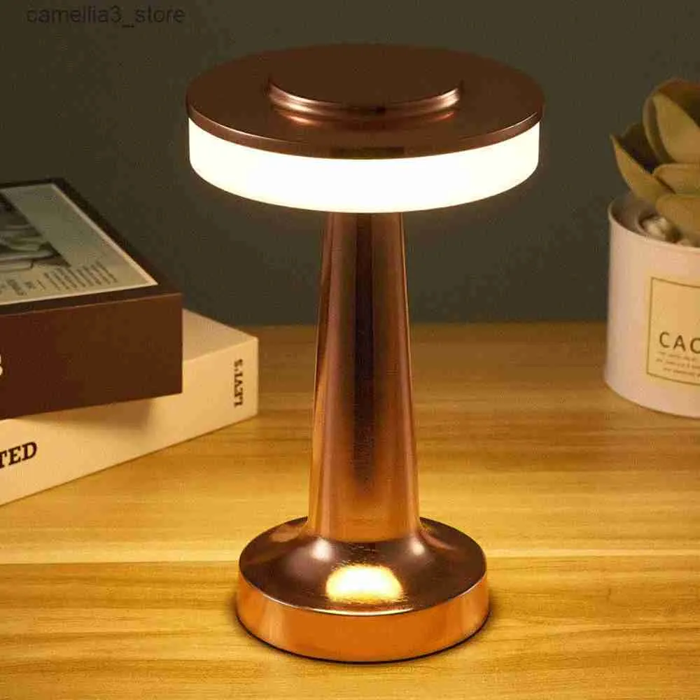 Lâmpadas de mesa Retro Bar Candeeiro de mesa LED recarregável Desk Light Room Decor Lampe Camping Luces Quarto Café Decoração Chambre Night Lights Q231104