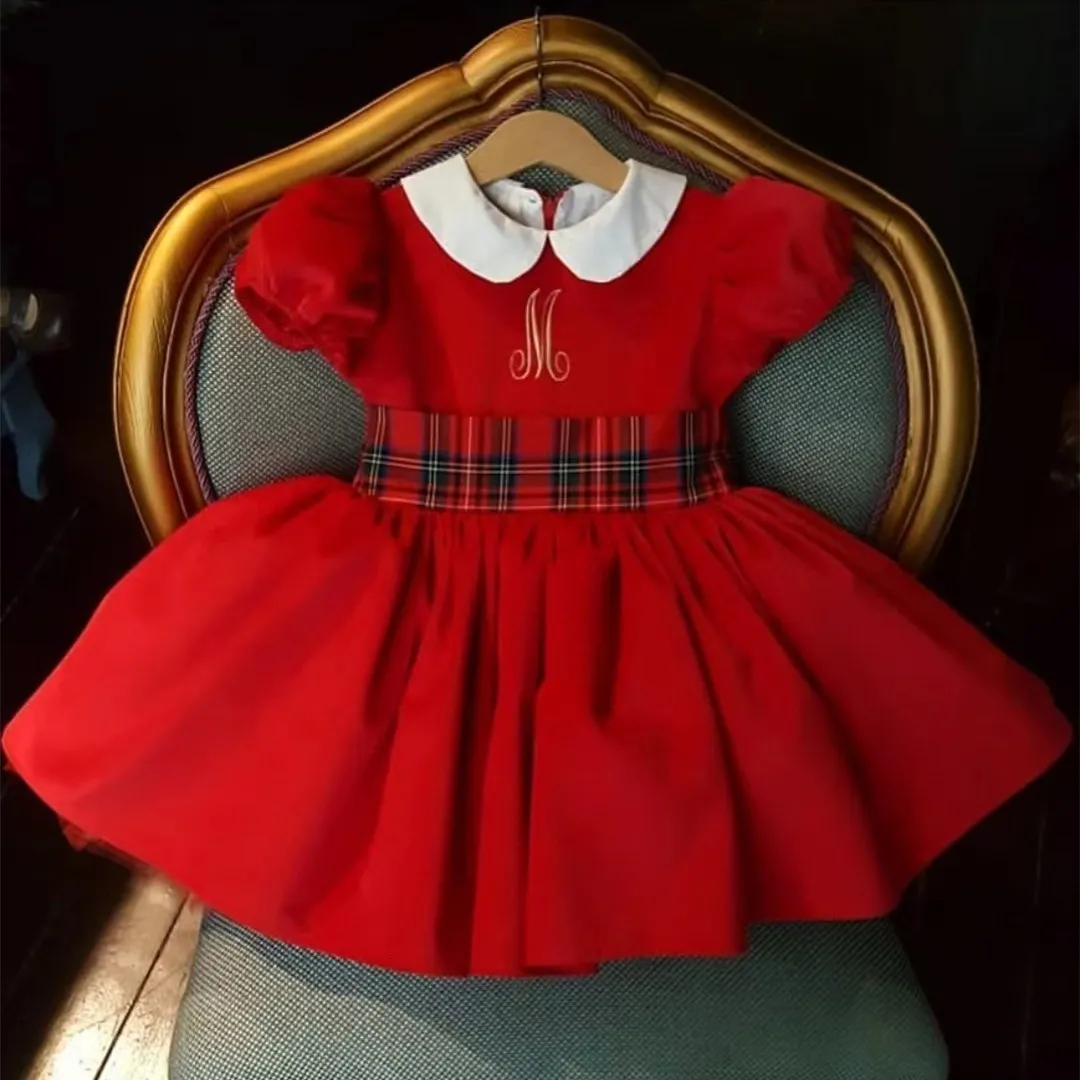 Sukienki dziewczynki 0-12Y Baby Autumn Winter Red Velvet Lett Haftery vintage hiszpańska suknia balowa księżniczki na Boże Narodzenie Eid Causal 230403