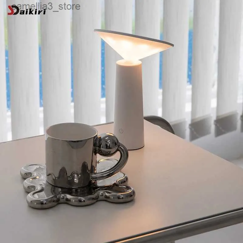 Bureaulampen Nordic Paddestoel Tafellamp Home Decor Woonkamer Studeerkamer Leeslampen Oplaadbare Draadloze Led-bureaulamp Bedlampje Q231104