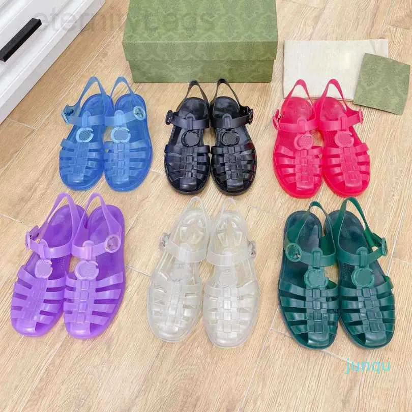 Women Man 2022 Sandaler Classic Rubber Slippers Jelly Slippers Flat Casual Shoe Alfabet Candy Colors Outdoor Roman Shoes Storlek 36-45 GGITY