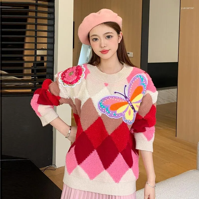 Swetry damskie 2023 Autumn Winter Butterfly Motif Diamonds Freading Plaid Knitting Pullovers Słodki kobiety o szyję haft kwiat luźne