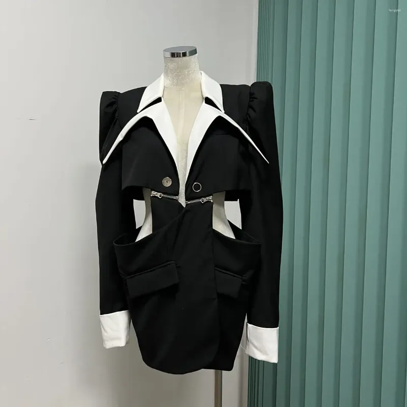Kadınlar Suits Yüksek Sınıf Moda Kız Kızarmış Sokak Niş Tasarım Çıkarılabilir Bel Sızıntısı Siyah Uzun Kollu Takım Ceket Sonbahar