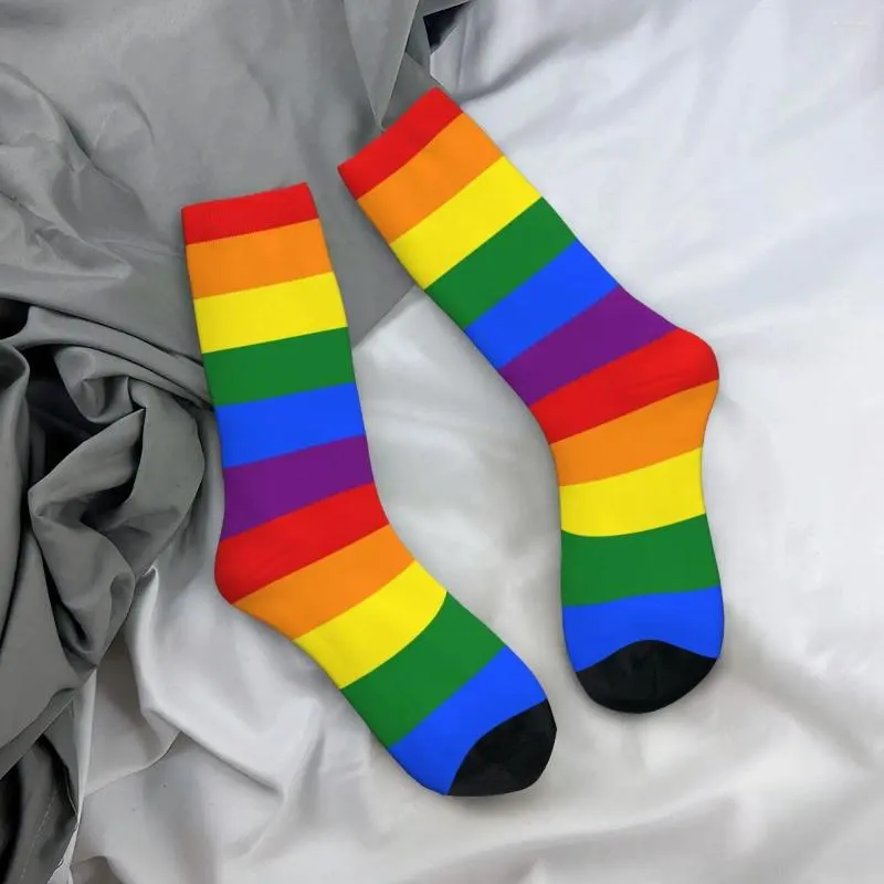 Chaussettes pour hommes Harajuku Rainbow Flag Soccer Boho Lgbt Pride Yaoi Polyester Tube moyen pour unisexe