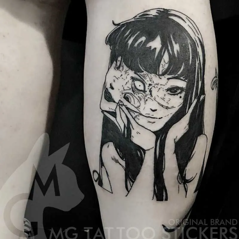 5 PC Tijdelijke tatoeages Japanse Dark Comics Evil Kawakami Tomie dubbelzijdig meisje waterdichte tijdelijke nep Tattoo Sticker Sleeve Anime Tattoo Z0403