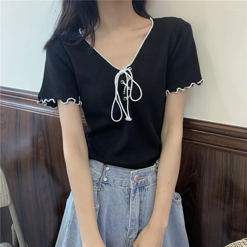 Damen T-Shirts Frauen Sommer V-Ausschnitt Kurzarm Y2k Harajuku Tops Casual Sweet Black Bandage T-Shirt Kawaii Cute Femme Korean Shirt Crop