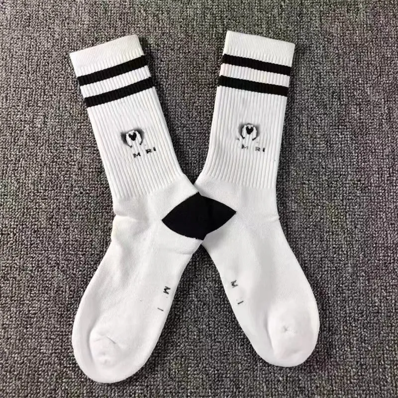 Herrkvinnor Sports Socks Handduk Sockedesigner Amis Ma utomhus Sock Fashion Högkvalitet