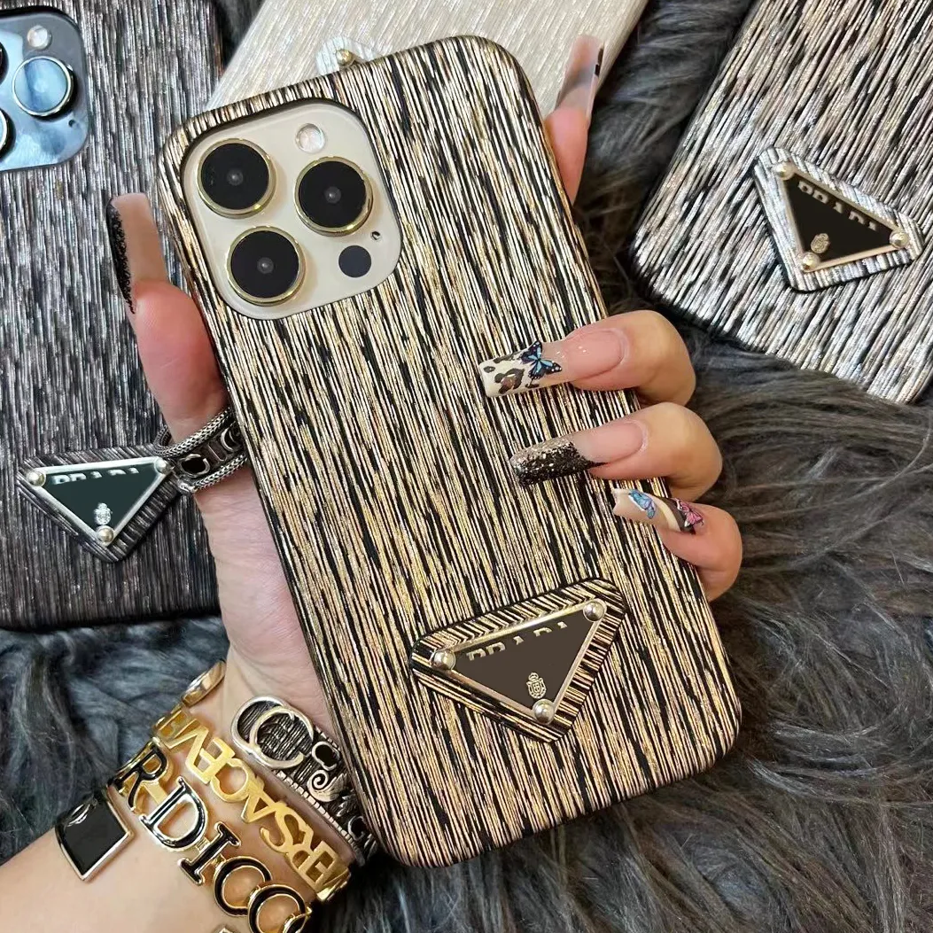 Lindas capas de telefone Saffiano iPhone 15 14 13 12 11 Pro Max 16 15 15pro 14pro 13pro 12pro 11pro X Xs Xr 8 7 Plus Bolsa de luxo Logo Box Embalagem Suporte para envio direto