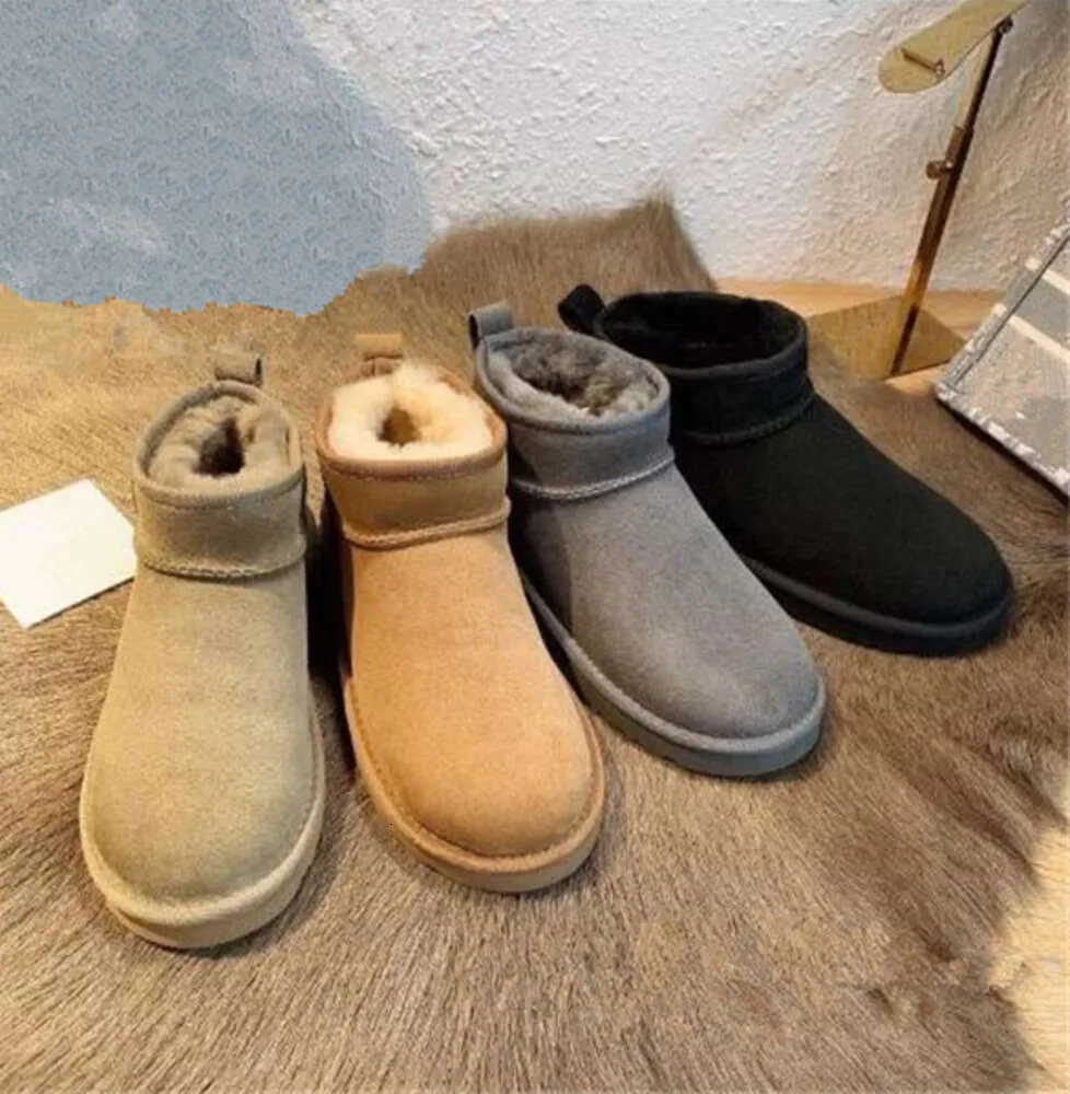 24 Le même modèle pour les célébrités Internet Hot Women Ultra Mini bottes de neige Doux et confortable Peau de mouton garder au chaud avec un sac à poussière en carte Beaux cadeaux