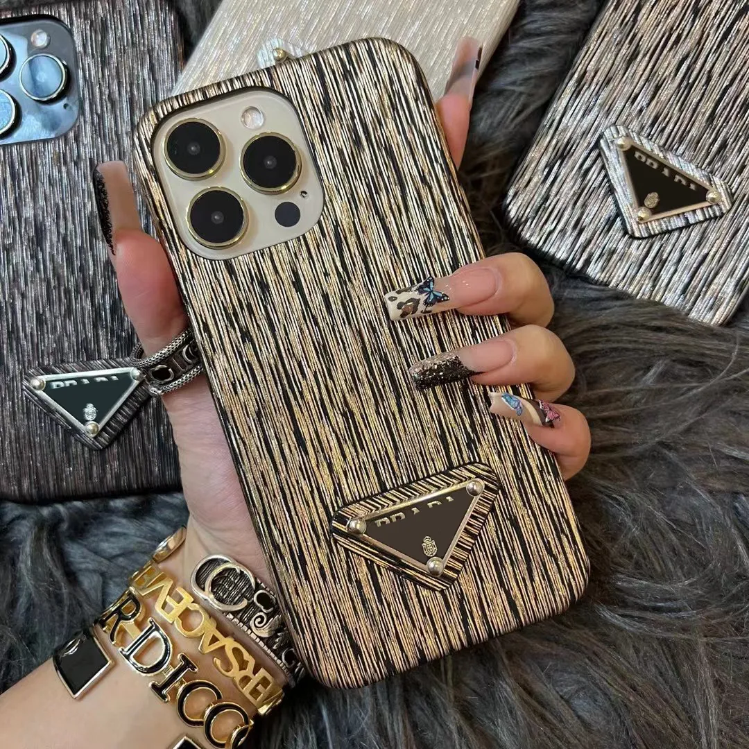 Skönhet iPhone 15 14 13 Pro Max Case Luxury Phone Case High Quality 18 17 16 15Pro 14pro 13pro 12pro 12 11Pro 11 X Xs XR 7 8 Luxury Purse With Logo Box Packing Man Woman Woman