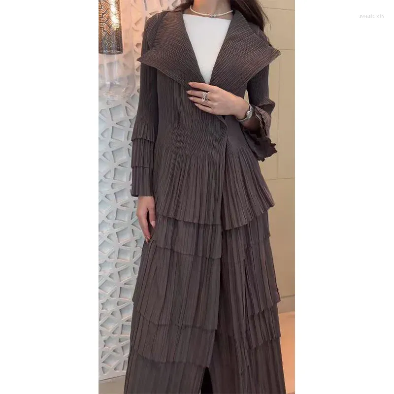 Women's Trench Coats Pleated Ruffled Lace Robe Autumn/Winter Foreign Trade Long Suit Collar Coat Style Gray Fashion Trend