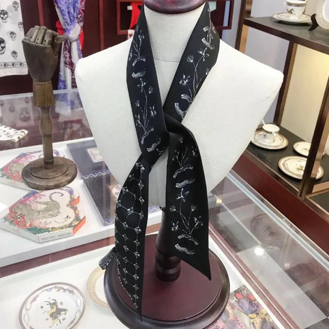 Дизайнерский роскошный шелковый шарф -шарф класс класса цветочных цветов с печатью леопардовый принт