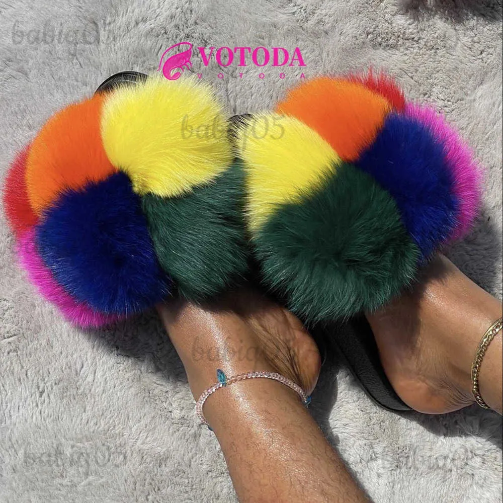 2023 Objektträger flauschige Frauen süße echte Fuchs Sandalen gemischte Farben Pom Design Flip Flops Luxusfell Purpers Frau T231104