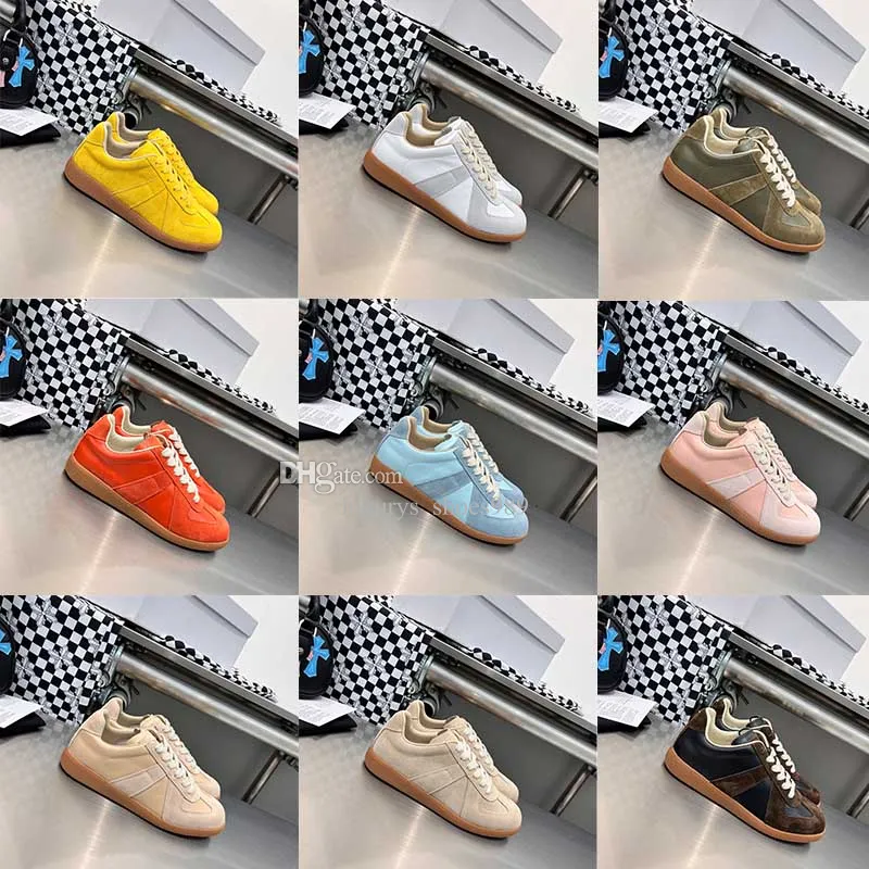 Maison casual shoes luxury stitching German training designer tennis shoes Camouflage leather toys Camouflage mm6 sneakers for men and women.