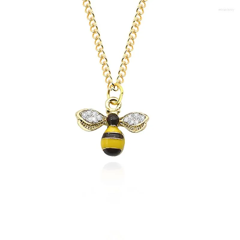 Kedjor Fashion Simple Animal Bee Halsband Personlighet Rhinestone Insect Women Charm Metal Short grossist