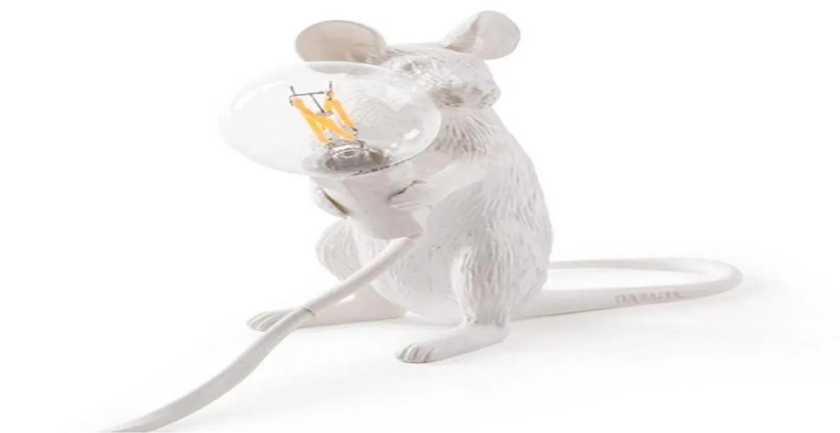 Modern Resin Mouse Table Lamp LED Rat Table Lamp Desk Kids039Gift Room Decor LED Night Lights EU Plug Sitting Rat C0930240n9890098