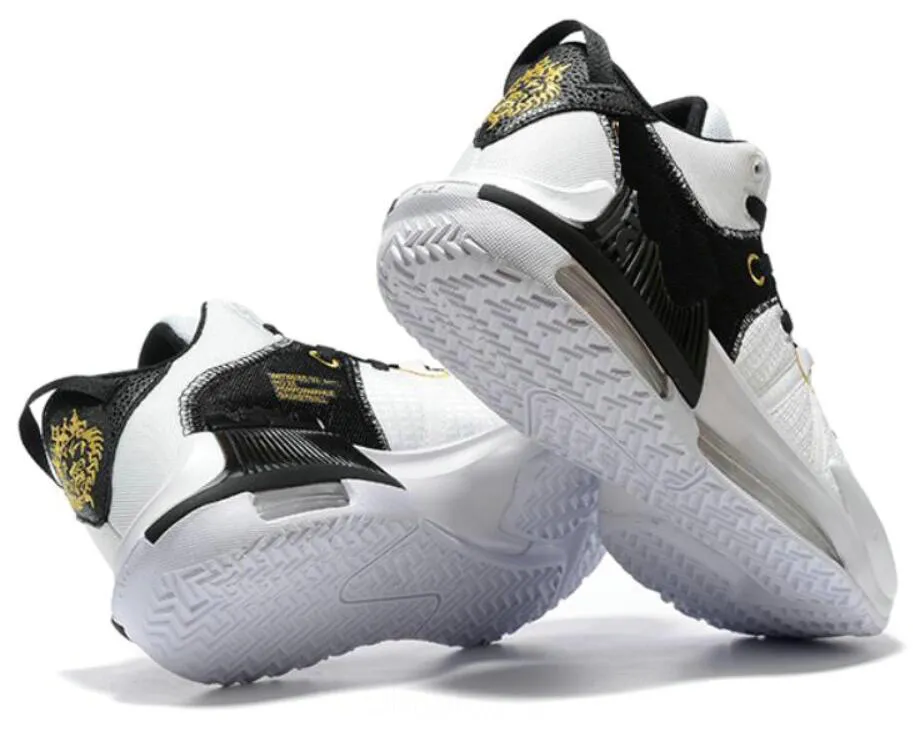 Men's lebron witness ii sales basketball shoes - black/gum