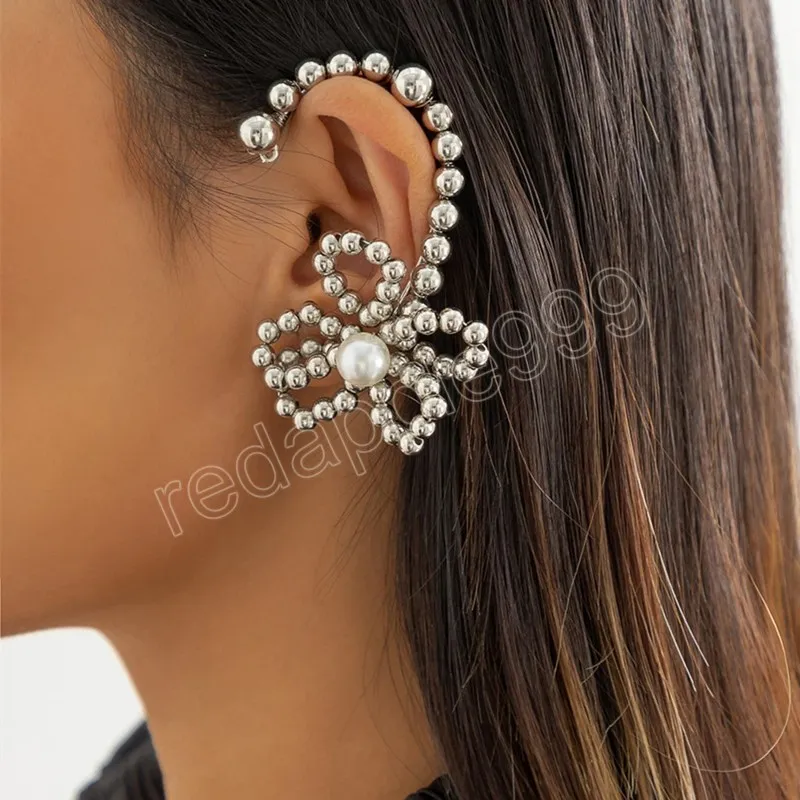 Pendientes de perlas elegantes de una pieza de plata para mujer, pendientes de Clip de flores con cuentas coreanas a la moda, joyería de boda para mujer, pendientes Brincos