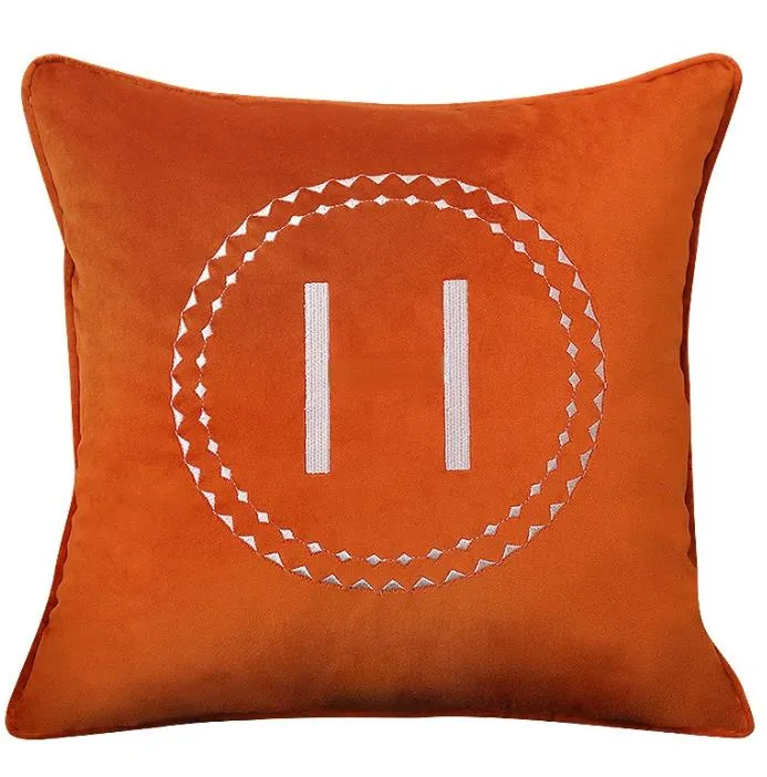 Kvalitet lyxig soffa kuddfodral vardagsrum Homestay Hotel Bedside Cushion Orange Horse Brodery ryggstöd Kudde utan kärna