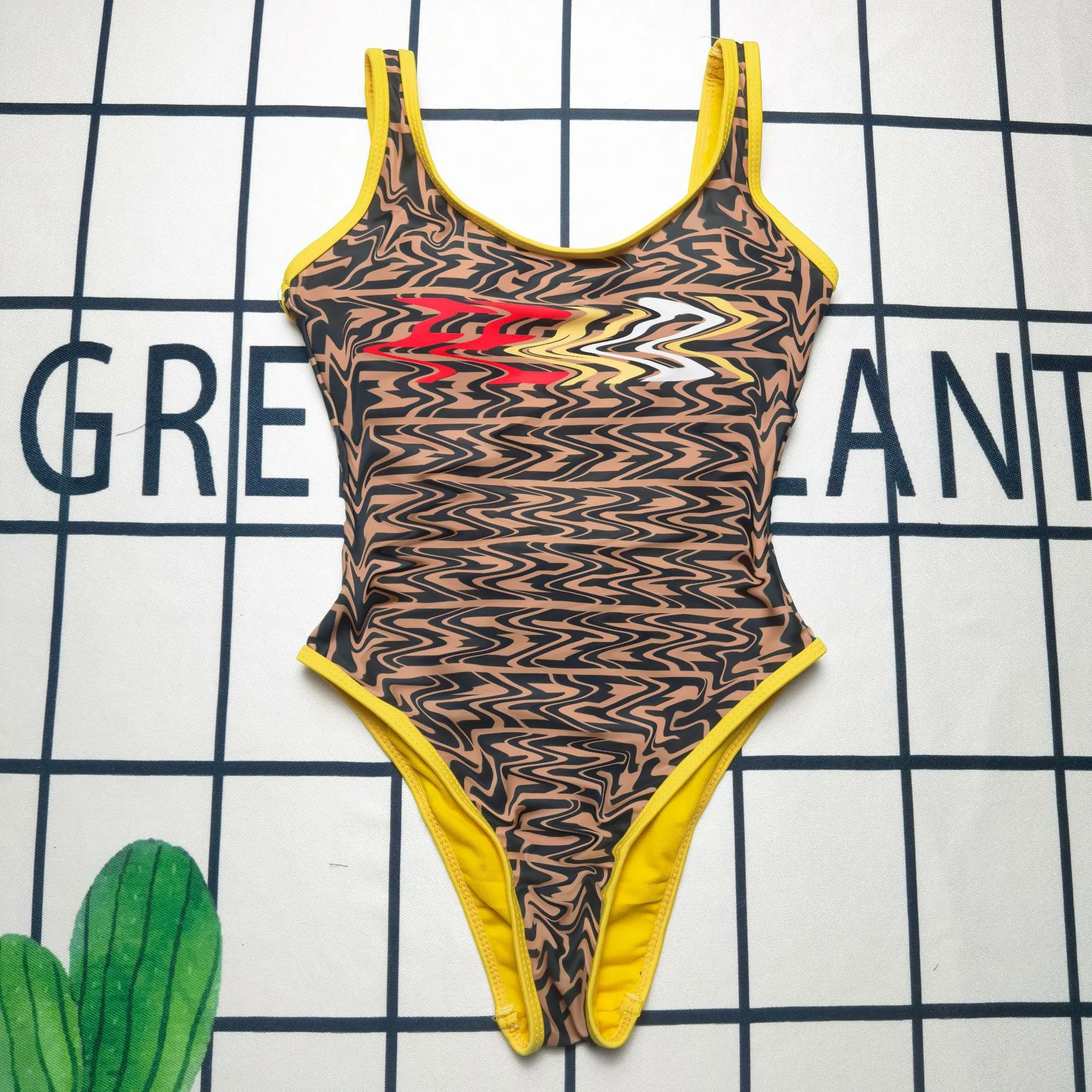 مصممة ملابس السباحة النسائية أبجدية طباعة مثيرة أزياء من قطعة واحدة