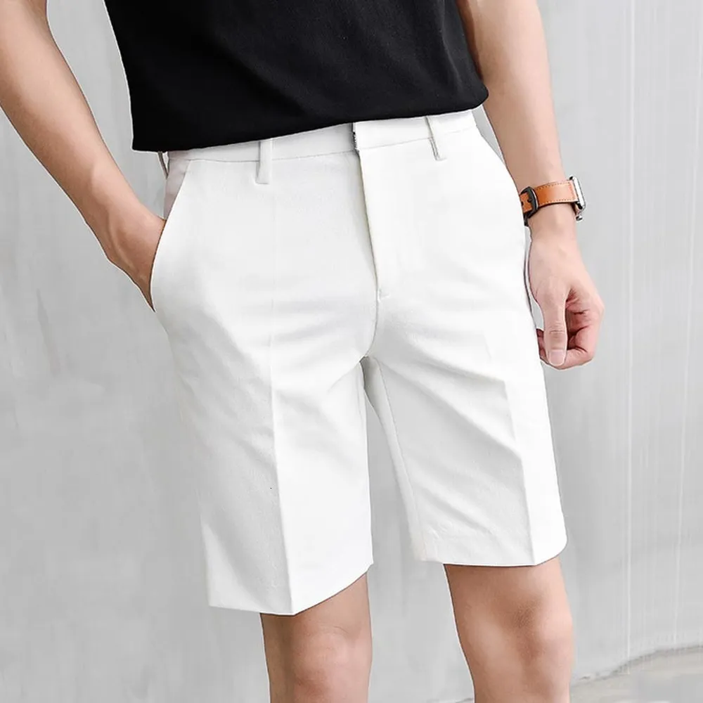 Shorts masculinos shorts plissados ​​de verão masculino shorts brancos de moda coreana Casuais Roupas de trabalho respirável confortável e fino Bermuda 230404