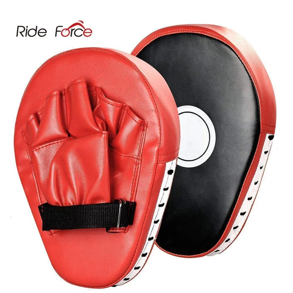 Sandsack 2 STÜCKE Kickboxhandschuhe Pad Punch Target Bag Männer MMA PU Karate Muay Thai Free Fight Sanda Training Erwachsene Kinder Ausrüstung 230403