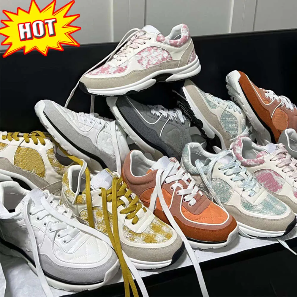 Zapatos Zapatillas de deporte Entrenadores de gamuza Mujeres Diseñadores de alta calidad Casual Color Matching Muffin Suela gruesa Plataforma baja Tamaño 35-40 Gym Run Baskeball 1