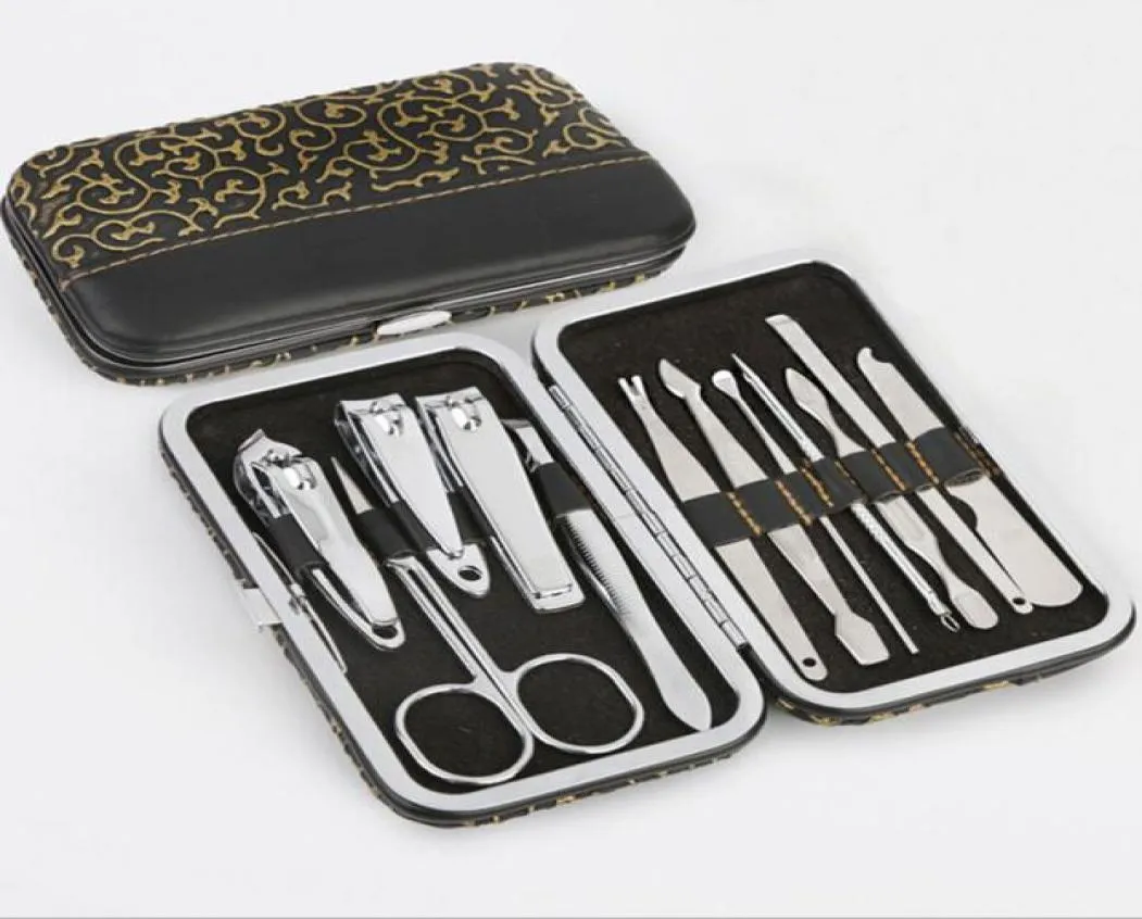 Set di manicure per pedicure in acciaio inossidabile di alta qualità da 12 pezzi Set per manicure per unghie Kit per pulizia cuticole con custodia in pelle1740962