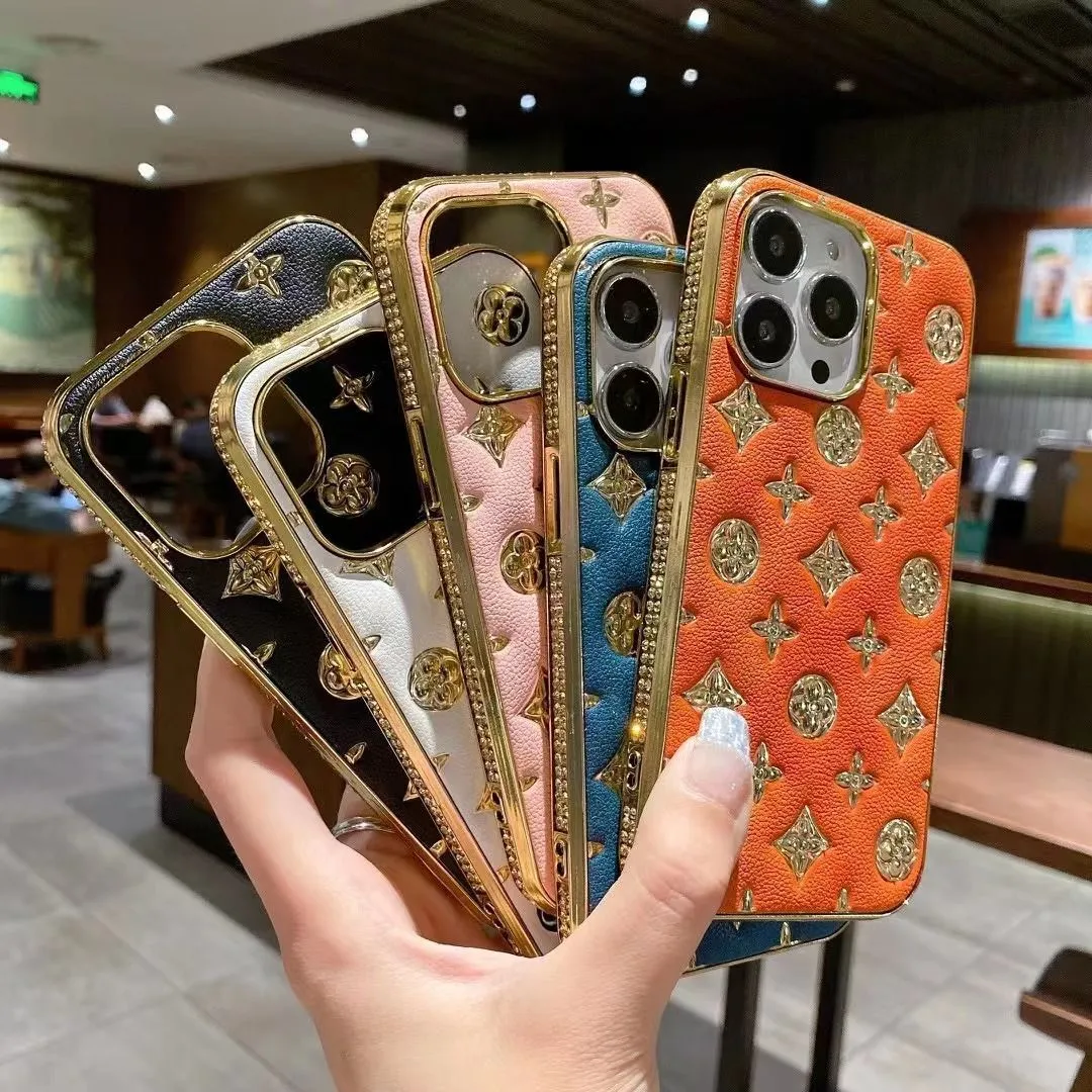 Stylish Leather Designer Phone Case iPhone 15Pro Max 14 15 Plus Case 11 12 14 Promax 13 13Pro 13Promax 11 Xsmax X Xs 7 8 7P 8P CASE Electropated Gold Border