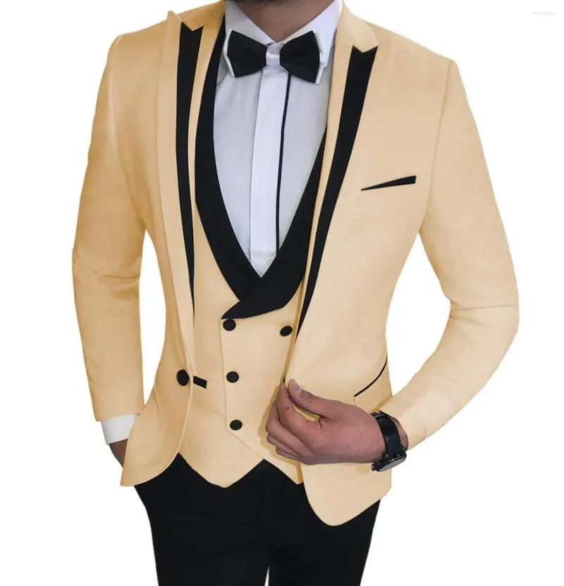 Abiti da uomo Disegni eleganti 2023 Casual Business Beige Mens 3 pezzi Abito formale Abito da uomo Set da sposa per smoking da sposo