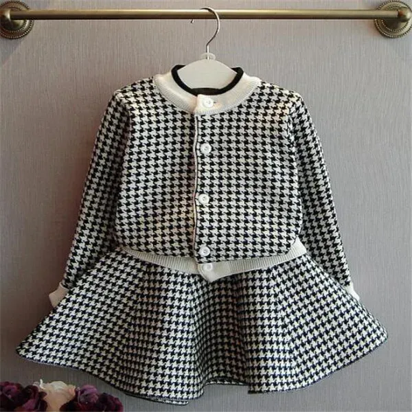 Hotsell venda quente crianças meninas bebê cardigan camisola manga longa topo + saias estilo clássico meninas terno conjunto de roupas infantis