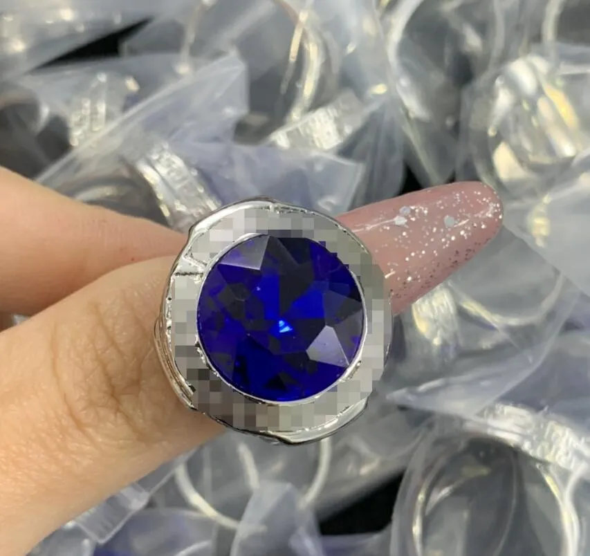 Nuevo diseño de diseñador de alta calidad Anillos de banda de latón Cristal azul Joyería clásica Anillos de moda para mujer Regalos de joyería de vacaciones XMR6 --03