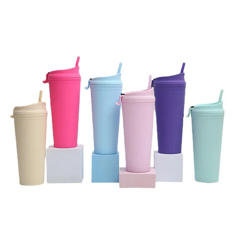 24oz plastic tuimelaars dubbele ommuurde matte kleuren drinken tuimelaars met deksel stro acryl waterfles BPA gratis