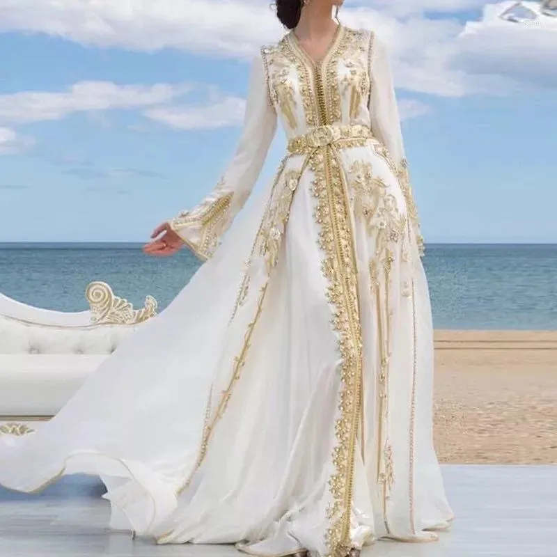Sukienki imprezowe luksusowe wieczór Złote koronkowe aplikacje marokańskie kaftan Dubaj matka sukienka arabska muzułmańska okazja specjalna