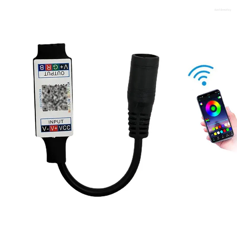 Contrôleurs 1pcs mini contrôleur de téléphone intelligent compatible Bluetooth DC5-24V pour 3528 prise femelle à connecteur 4 broches bande lumineuse LED