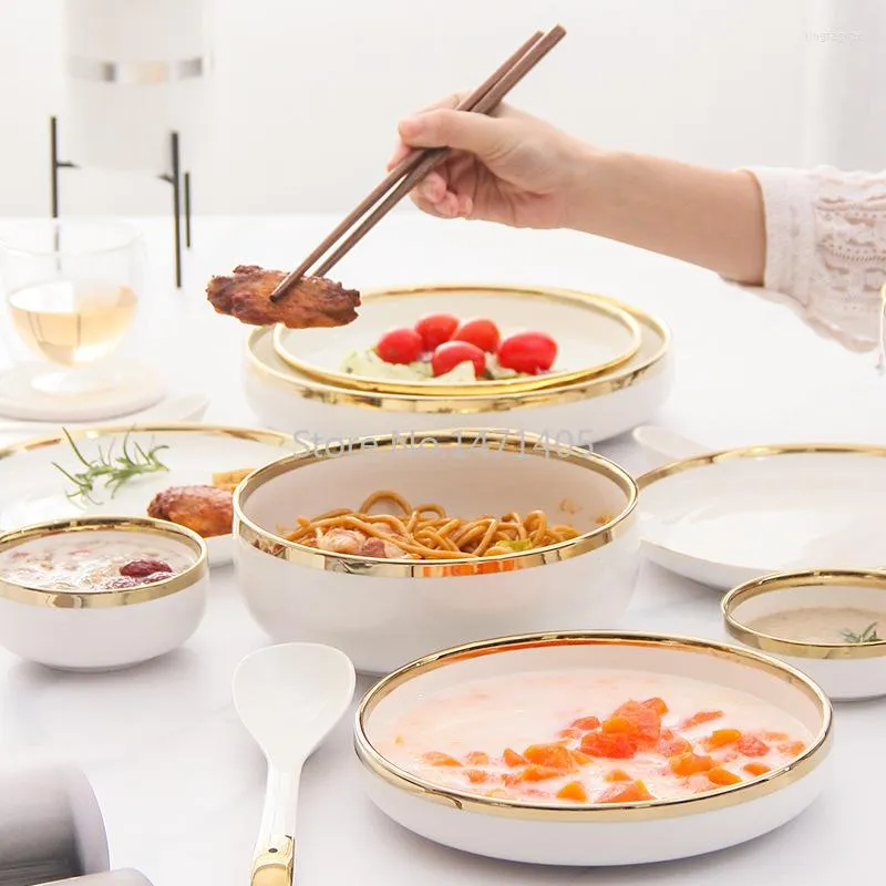 Учебные посуды наборы блюда устанавливают простые и креативные домашние многопользовательские световые роскошные роскошные чаши с нормическими посудами Nordic