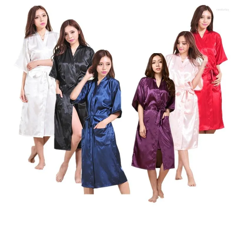 Kvinnors sömnkläder detaljhandel Kvinnor Pure Color Long Satin Silk Robes Solid Kimono Nightgown Wedding Party Dress Gown Plus Size Bathrobe T80