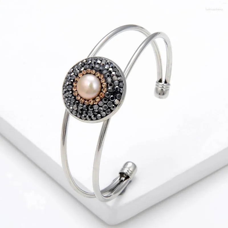 Bracciale rigido in metallo con perle d'acqua dolce naturali per le donne Boho intarsio fatto a mano con strass alla moda semplice commercio all'ingrosso di gioielli