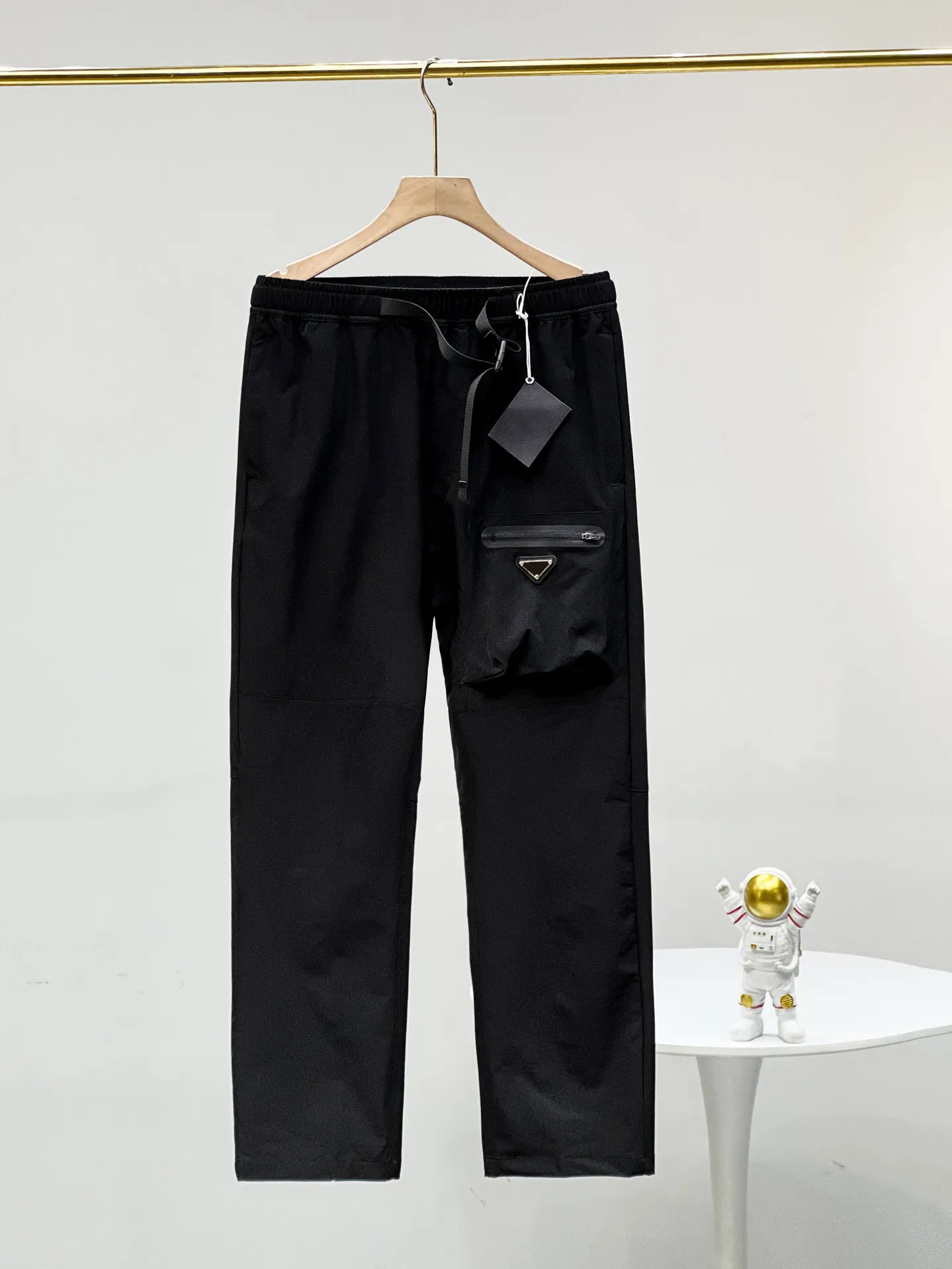 24ss pantaloni uomini abbigliamento sportivo che gestisce pantaloni della tuta da jogger importati terry di cotone ad alto peso.