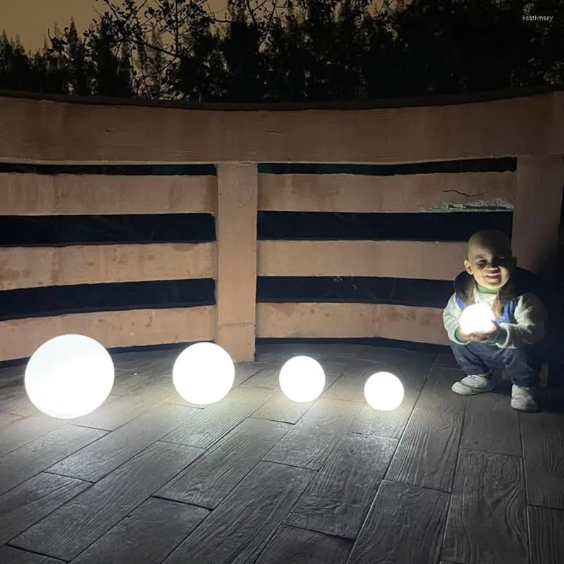 Nachtlichten Oplaadbare LED gloeiend ballicht voor kind volwassen RGB -kleur veranderende wereldbol met externe Great Garden Party Decor